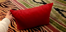 Декоративна подушка PiLLowDesign Сердечка червона 36 х 50 (108) фото від покупців 1