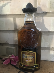 Текила Sierra Antiguo Anejo 0.7 л 40% (4062400544153_4062400148603) фото от покупателей 3