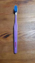 Зубна щітка Colgate ультрам'якого Блакитна Ультрам'яка (8718951345508_light blue) фото від покупців 10