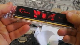 Модуль пам`ятi DDR4 4GB/2400 G.Skill Aegis (F4-2400C17S-4GIS) фото від покупців 1