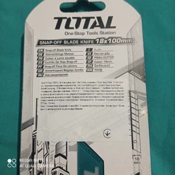 Ніж Total висувне лезо 18x100 мм довжина 173 мм (THT511816) фото від покупців 1