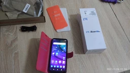 Мобільний телефон ZTE Blade A7 2/32GB Black фото від покупців 4