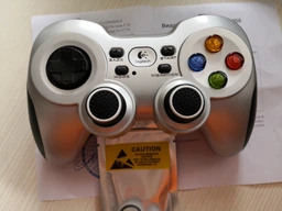 Силіконові накладки на аналогові стики Honson Dualshock 4 чорний з білою окантовкою 2 шт. фото від покупців 14