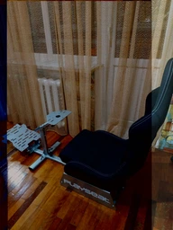 Крісло ігрове Playseat Evolution - Black (REM.00004) фото від покупців 4