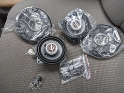 Автоакустика Calcell CP-402 фото от покупателей 2