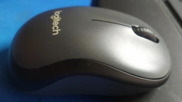 Мышь Logitech M220 Silent Wireless Black (910-004878) фото от покупателей 10