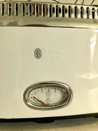 Тостер Russell Hobbs Retro Red 21680-56