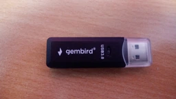 Внешний кард-ридер Gembird USB 3.0 для SD и MicroSD (UHB-CR3-01) фото от покупателей 3
