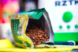 Кава Starbucks Blonde Еспресо Роуст натуральна смажена в зернах 200 г (7613036932073)
