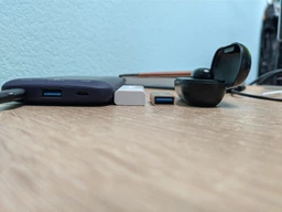 Батарея універсальна Vinga 10000mAh Wireless QC3.0 PD Soft Touch (PowerBank) Фіолетовий, павер банк, павербанк, повербенк фото від покупців 14