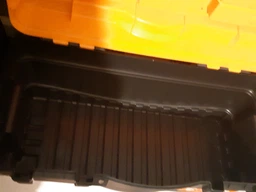 Ящик для инструмента NEO Tools 20" 278х547х271 мм (84-105)