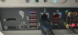 Материнская плата Asus ROG Strix X570-E Gaming (sAM4, AMD X570, PCI-Ex16) фото от покупателей 4