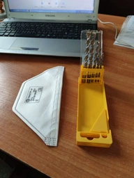 Набір свердл по бетону, цегли, каменю DeWALT EXTREME, d=4; 5; 6; 8; 10 мм., пластикова касета (DT6956) фото от покупателей 2