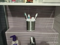 Органайзер для зубных щеток Joseph Joseph EasyStore 9,5х9,5х12 см (70530) фото от покупателей 1