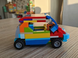 Конструктор LEGO Classic Коробка кубиків LEGO для творчого конструювання середнього розміру 484 деталі (10696)