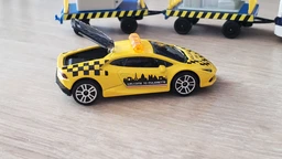 Игровой набор Majorette Аэропорт Креатикс с 5 машинками (2050018) фото від покупців 4