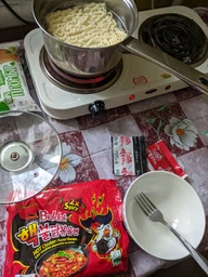 Лапша рамен очень острая Бульдак 2x Spicy Samyang 140г фото от покупателей 9