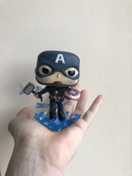 Фигурка Funko Pop! Avengers Endgame: Капитан Америка с мьёльниром 9.6см (45137) [117709] фото от покупателей 1
