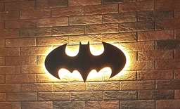 LED cвітильник настінний «Batman« (біле підсвічування). Art Republic