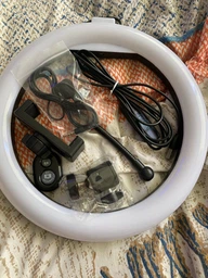 Набор блогера 5 в 1 Ring Light Кольцевая лампа 26 см Штатив 2м, микрофон петличка, селфи-палка с пультом Bluetooth, наушники фото от покупателей 1