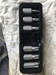 Набор отверточных насадок YATO Torx T25-T55 с переходником 1/2" 7 шт (YT-0416)
