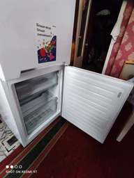Холодильник Vestfrost CW278W фото від покупців 7