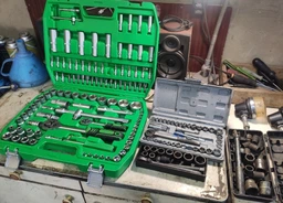 Полупрофессиональный набор инструментов Intertool 1/4", 1/2", 108 предметов (ET-6108SP) фото от покупателей 1