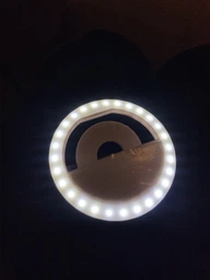 Селфі-кільце з LED підсвіткою та прищепкою UFT Selfie Ring UFT MP01 White (uftmp01) фото від покупців 10