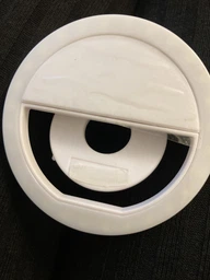 Селфі-кільце з LED підсвіткою та прищепкою UFT Selfie Ring UFT MP01 White (uftmp01) фото від покупців 11
