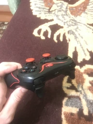 Беспроводной геймпад-джойстик GenGame X3 Bluetooth для ПК(С USB-передатчиком) Black фото от покупателей 12