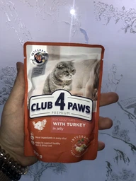 Вологий корм для дорослих кішок Club 4 Paws (Полуб 4 Лапи) у желе з індичкою 100 г фото від покупців 8