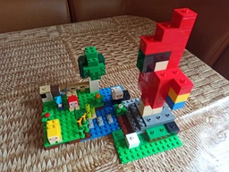 Конструктор LEGO Ферма зовні 260 деталей (21153)