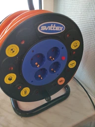 Подовжувач на котушці SVITEX 40м Бобіна СТАНДАРТ 16А 220В з кабелем 2*1,5мм та виносною розеткою SV-2060 фото від покупців 6