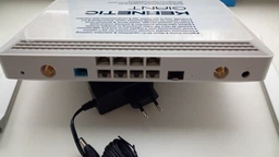 Беспроводной маршрутизатор KEENETIC Giant (KN-2610) (AC1300, 1xSFP WAN, 1xGE WAN, 8xGE LAN, 1xUSB2.0, 1xUSB3.0, 4 антенны 5 дБи) фото от покупателей 2