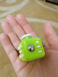 Іграшка Антистрес Fidget Cube куб 3 см (459490942) Фіджет Куб Чорно-Сірий фото від покупців 6