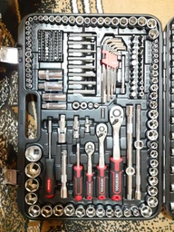 Набор инструментов 1/2" & 3/8" & 1/4", 233 ед., Cr-V STORM INTERTOOL ET-8233 фото от покупателей 5