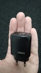 Адаптер мережевий Intaleo TCGQPD220 1Type-C 1USB 3A Black (1283126509995) фото від покупців 3