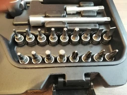 Набір інструментів 1/4" та 1/2" 82 шт. YATO YT-12691 фото від покупців 3