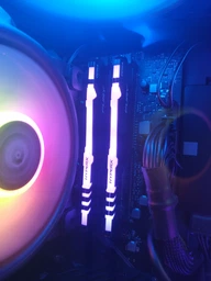 Оперативная память HyperX DDR4-2666 16384MB PC4-21300 (Kit of 2x8192) Fury RGB Black (HX426C16FB3AK2/16) фото от покупателей 5