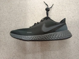 Мужские кроссовки для бега Nike Revolution 5 BQ3204-001 48.5 (14US) 32 см Черные (193151520821) фото от покупателей 3