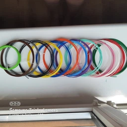 Набір PLA пластику 3D-Box EXTRA LARGE-5 для 3D-ручки: 15 кольорів по 5 метрів (1,75 мм*75м) фото від покупців 3