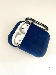 Чехол 2Е для Apple AirPods Pure Color Silicone Imprint 1.5 мм Fuchsia (2E-AIR-PODS-IBSI-1.5-FK)