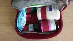 Аптечка Pinguin First Aid Kit 2020 Red, M (PNG 355031) фото от покупателей 3