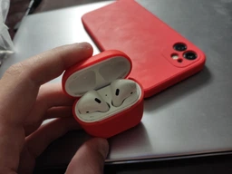 Навушники Apple AirPods with Charging Case (MV7N2TY/A) (2-е покоління) фото від покупців 2