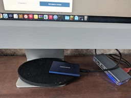 Портативний SSD Samsung 2TB USB 3.2 Gen 2 Type-C T7 Shield (EMU-PE2T0R/EU) фото от покупателей 9