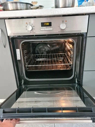 Духова шафа електрична Electrolux EZB53400AX фото від покупців 19