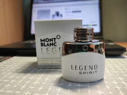 Туалетна вода для чоловіків Montblanc Legend Spirit 200 мл (3386460083287) фото від покупців 4
