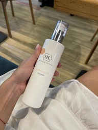 Очищувальний засіб для обличчя Holy Land Cosmetics Dermalight Cleanser 250 мл фото від покупців 2