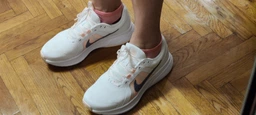 Женские кроссовки для бега Nike W Run Swift 2 CU3528-100 36 (5.5) 22.5 см Белые (194956787136) фото от покупателей 3