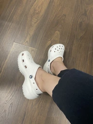Женские кроксы Crocs Jibbitz Classic Platform Clog W 206750-100 39-40 (W9) 25 см Белые (1914486784844) фото от покупателей 12
